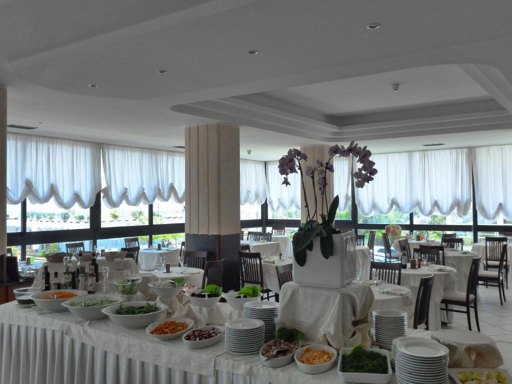Hotel Apollo